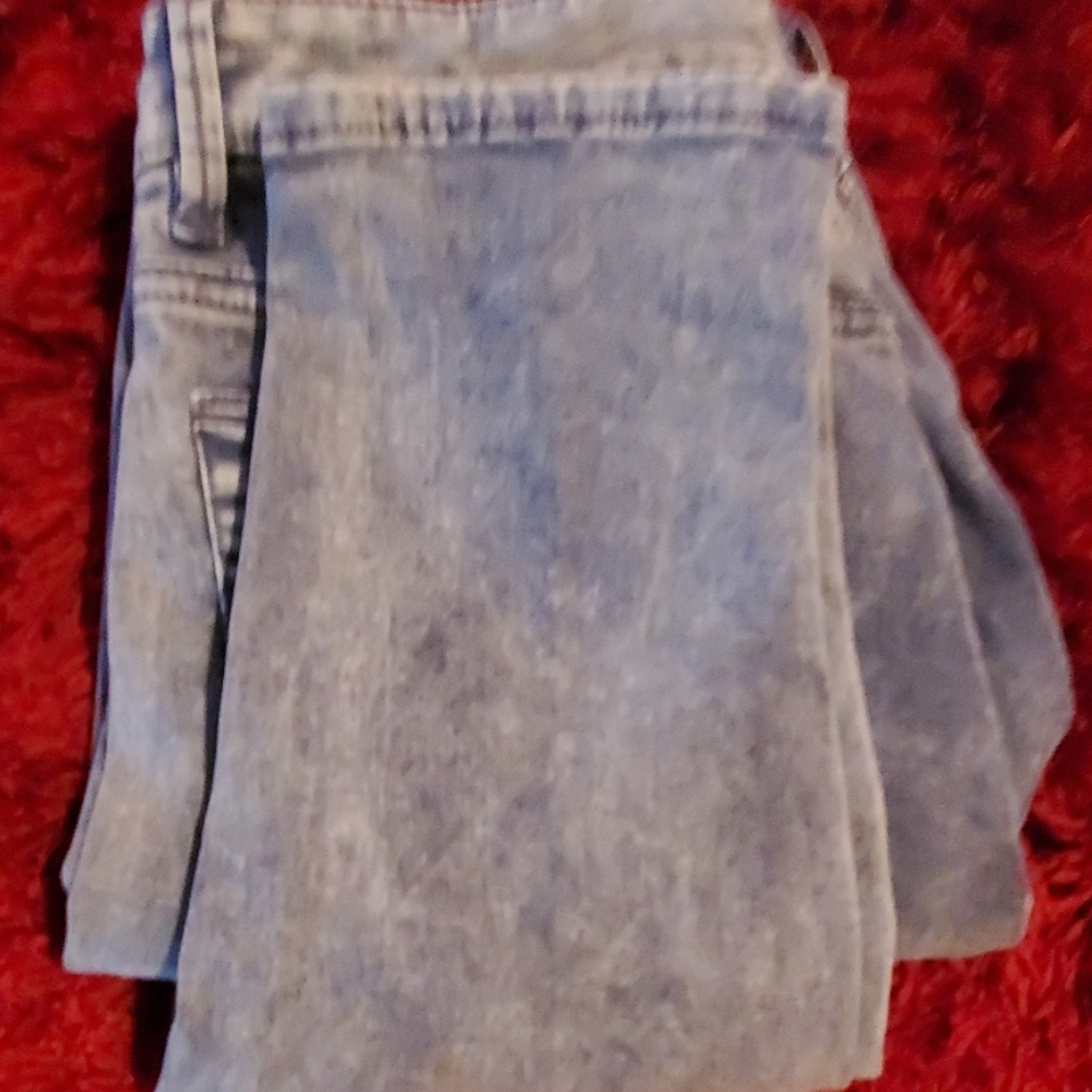 Jeans - Picture 3 of 3